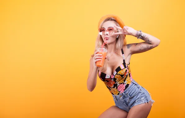 Picture girl, shorts, beautiful, model, tattoo, Denim, cute