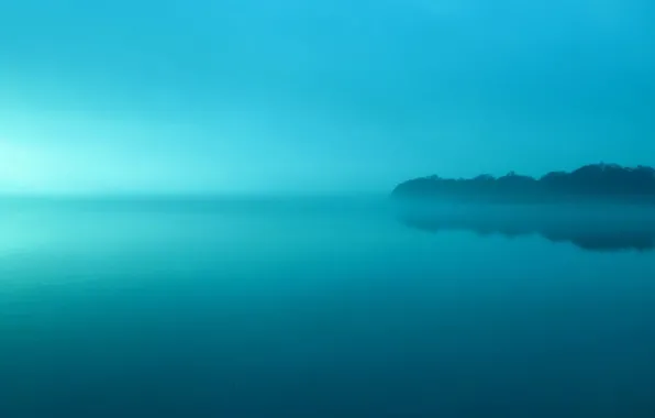 The sky, water, fog, lake, earth, drying
