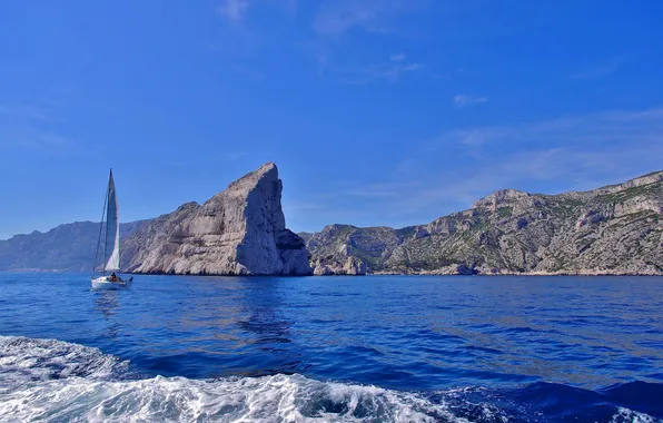 Sea, the sky, rocks, boat, yacht, sail