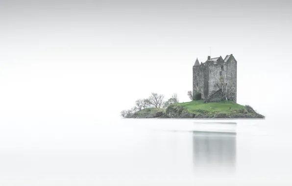 Minimal, Scotland, Castle Stalker