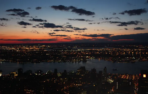 Picture clouds, sunset, night, the city, New York, Bay