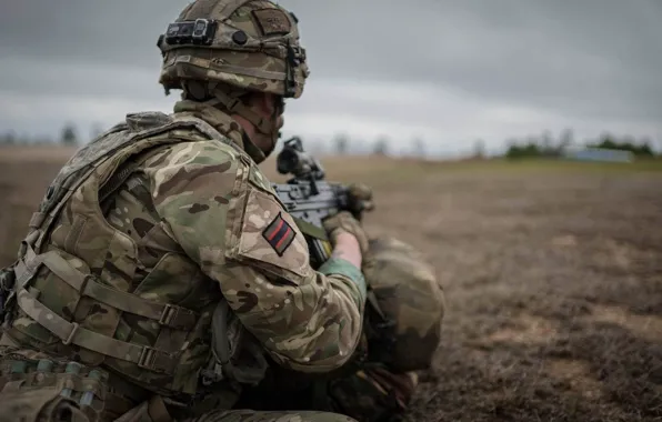 Weapons, soldiers, British Army