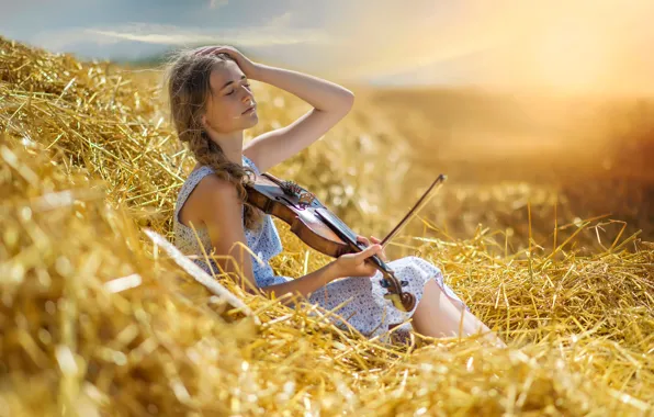 Picture summer, girl, violin, heat