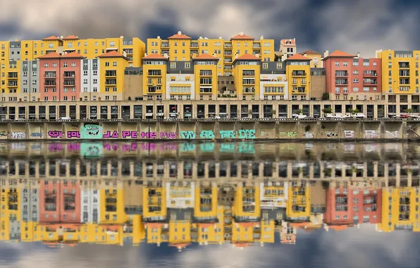 The city, reflection, Porto