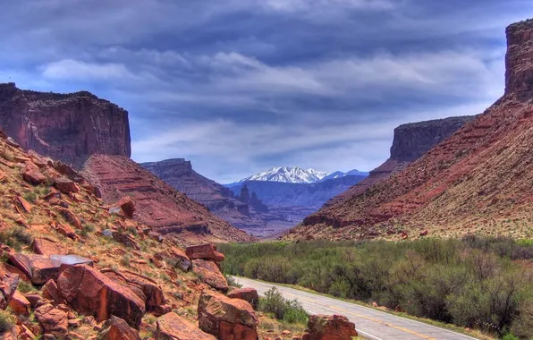 Road, the sky, clouds, snow, mountains, nature, stones, canyon
