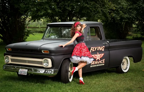 Picture girl, Chevrolet C10, Pick-up