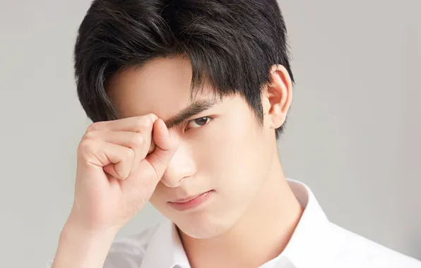 Hand, fist, facial expressions, chinese actor, Wang Hao Xuan, Wang Hao Xuan