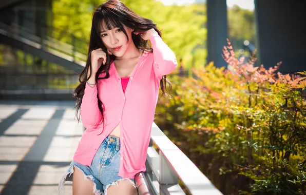 Picture sweetheart, brunette, Asian