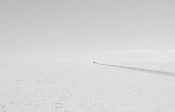 Road, machine, minimalism