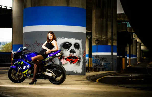 Look, model, portrait, makeup, figure, dress, hairstyle, motorcycle
