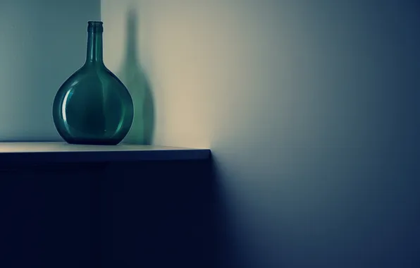 Wall, bottle, minimalism