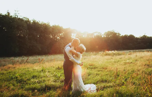 Picture field, grass, girl, the sun, light, blonde, guy, the bride