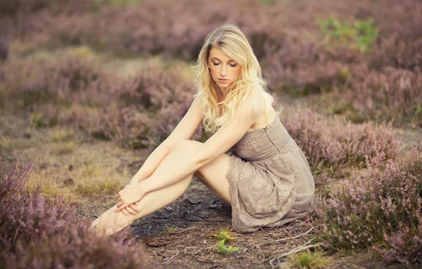 Picture girl, nature, Lesley