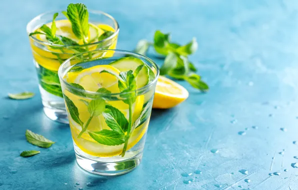 Ice, mint, lemons, lemonade