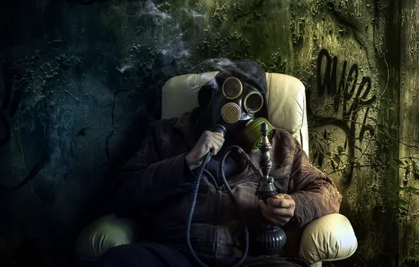 Picture hookah, the situation, gas mask