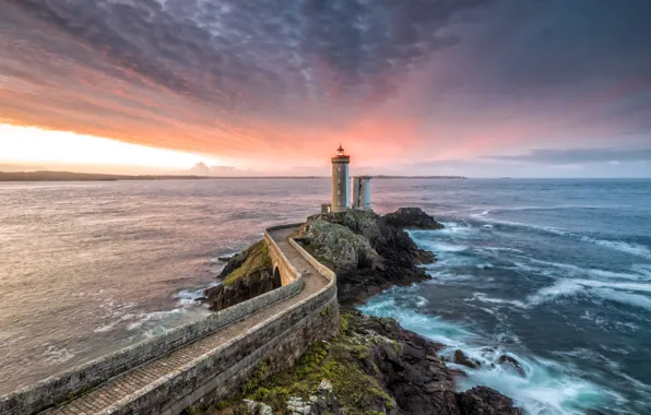Picture sea, lighthouse, Bretagne, Little Kitty, France