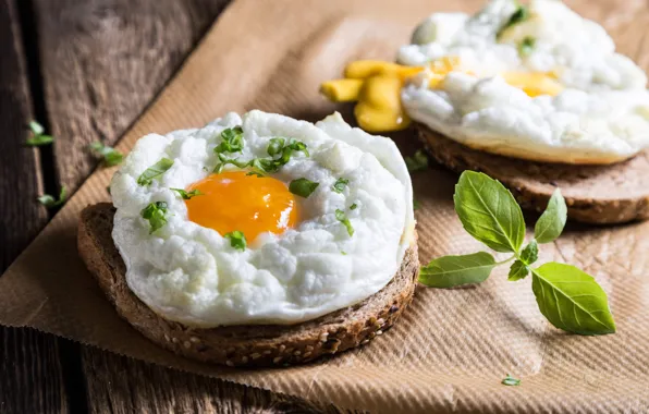Egg, bread, Basil