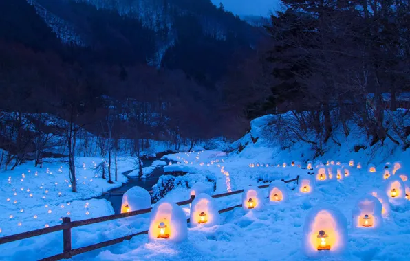 Japan, The Kamakura Festival, snow houses