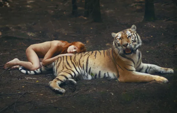 Tiger, redhead, nude