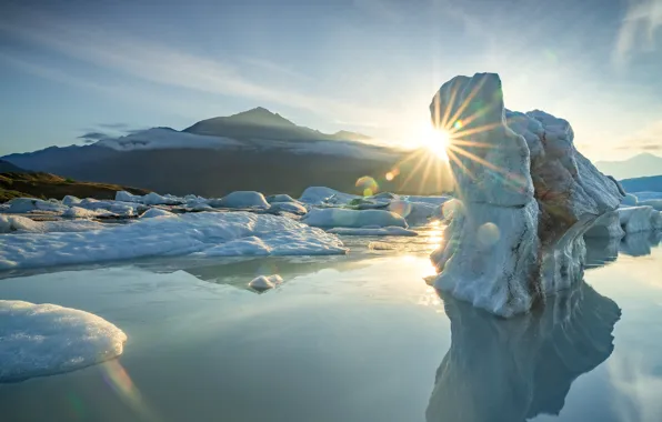 Cold, ice, winter, the sun, light, snow, mountains, reflection