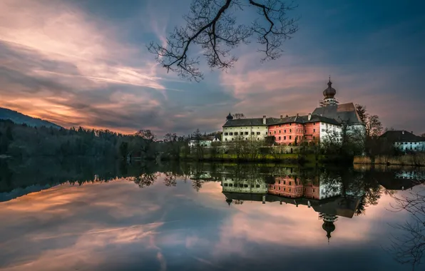 Architecture, the monastery, pond