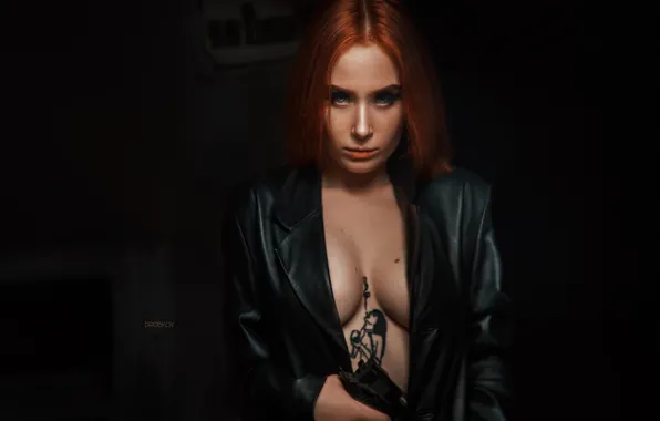 Chest, look, gun, hair, Girl, tattoo, shoulders, Elvira Pozdnysheva