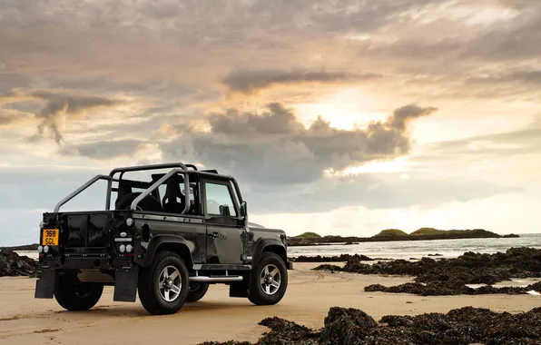 Sea, weed, Land Rover Defender