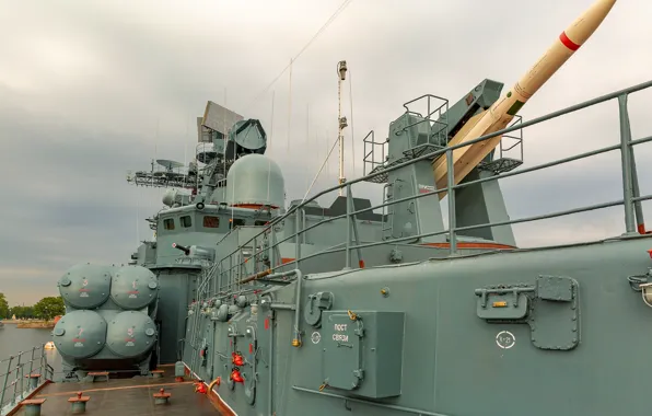 Installation, destroyer, launcher, restless, Sam the hurricane