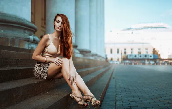 The city, steps, legs, skirt