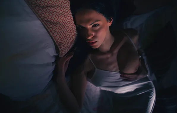 Girl, Look, Model, Lips, Face, Eyes, Bed, Brunette