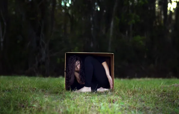 Girl, box, the situation