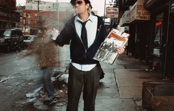 Picture street, hat, records, Johnny Knoxville, cranks, hasty, Johnny Knoxville
