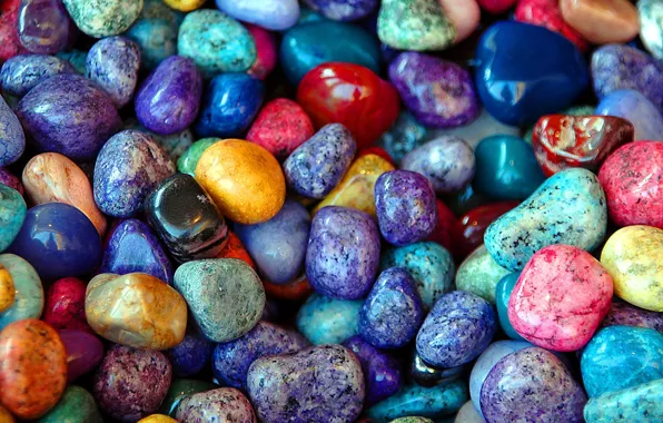A lot, pebbles, gems