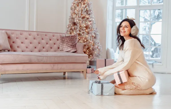 Picture look, girl, pose, smile, photo, room, gift, tree