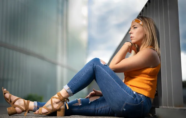 Picture jeans, sitting, bokeh, sandals, Aurelia