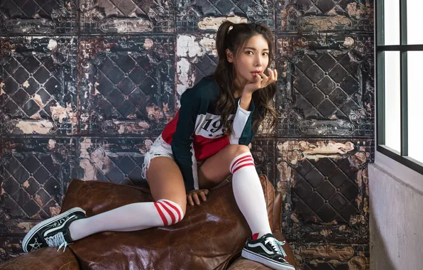 Girl, t-shirt, legs, Asian, knee, tails
