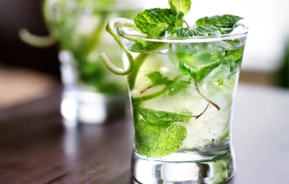 Picture ice, cocktail, lime, ice, cocktail, lime, mint leaves, mint leaves