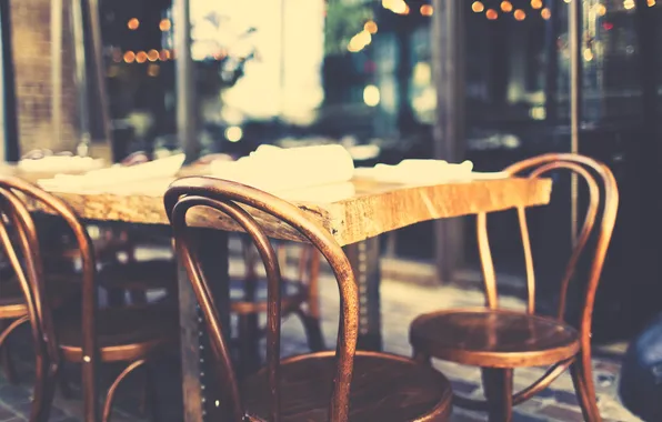 Picture table, street, chairs, bokeh