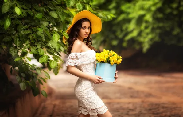Girl, dress, hat, yellow tulips, Natia Gachava, Kakulia Tako
