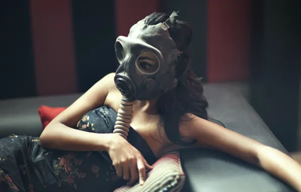 Picture girl, pose, gas mask