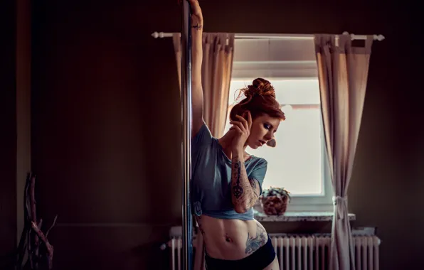 Pose, mood, model, hands, figure, tattoo, red, redhead