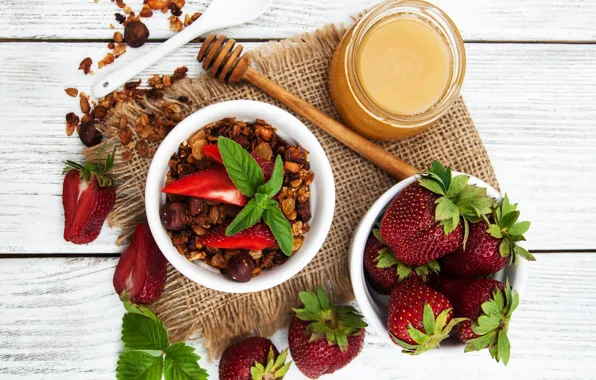 Berries, Breakfast, strawberry, honey, granola, Olena Rudo