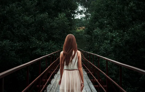 Picture girl, bridge, red, Pavel Tarakanov