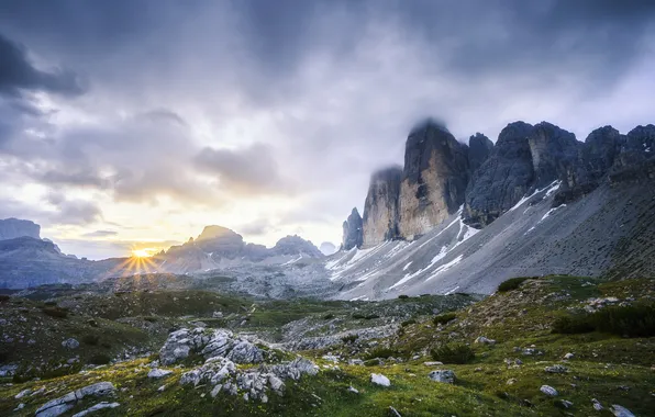 Field, the sun, clouds, mountains, fog, stones, rocks, morning