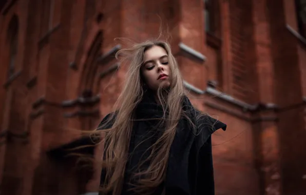 Picture the city, the wind, hair, makeup, Kate, cathedral, Gothic, composition