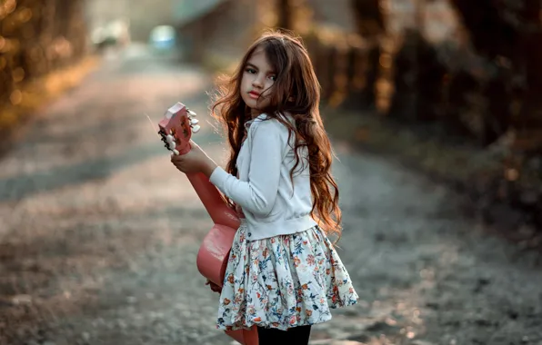 Road, look, guitar, girl, child, curls, Carlos, marhraoui