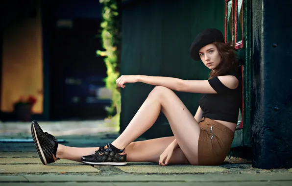 Hat, shorts, legs, the beauty, Julie