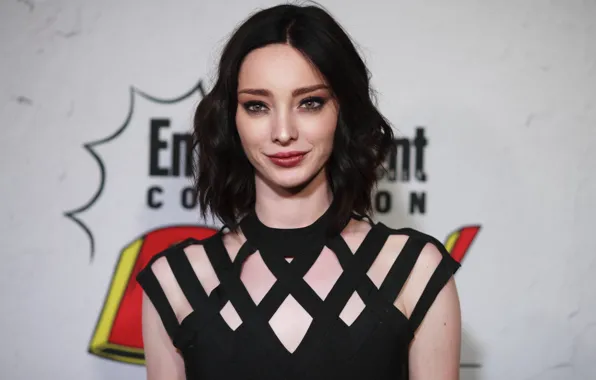Picture look, pose, makeup, actress, photoshoot, hair, Emma Dumont, Emma Dumont
