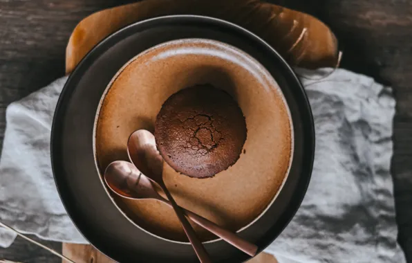 Picture saucer, cupcake, spoon