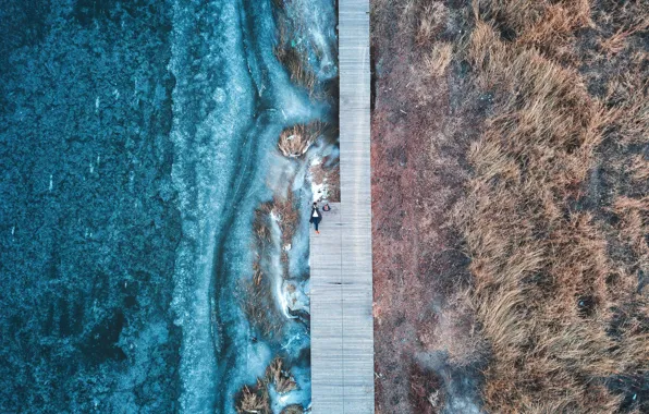 Picture the view from the top, shore, sea, flooring, path